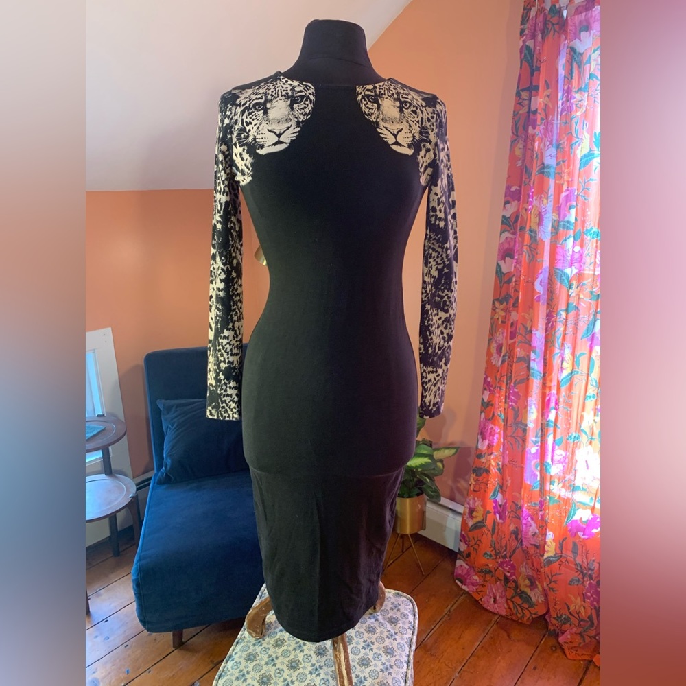 80s inspired leopard print midi stretch cotton dress